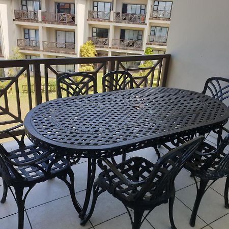 Topanga Holiday Home Увонго Бийч Екстериор снимка